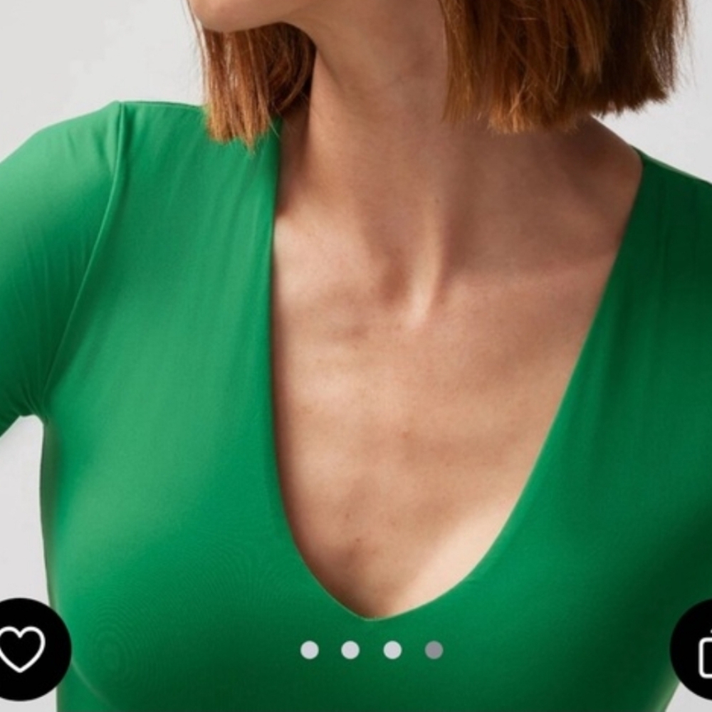 WHBM Forme Elbow Sleeve V Neck Top Amazon Green - Picture 3 of 12